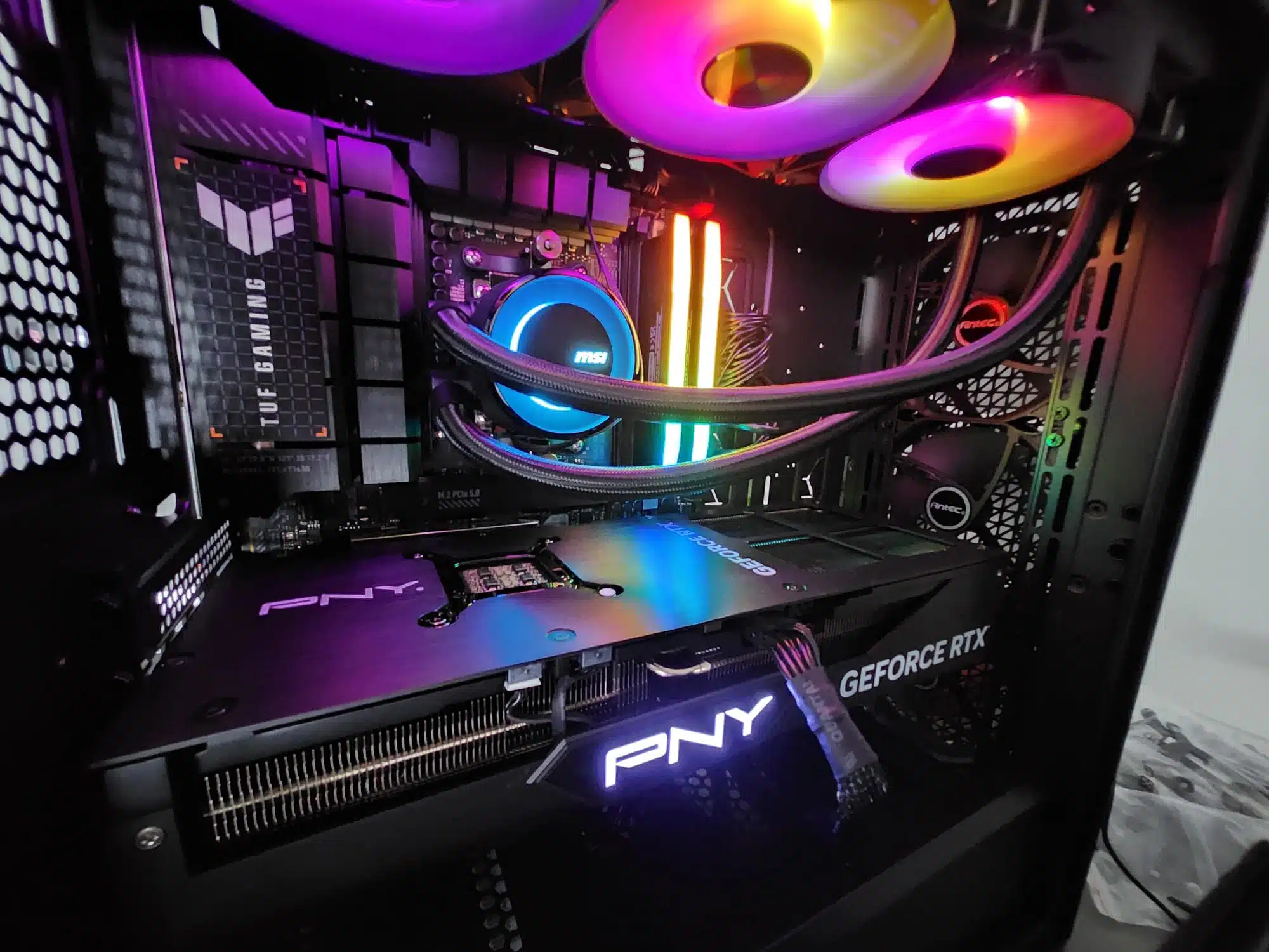 ⁦מחשב גיימינג נייח-Ryzen 7 7800X3D-MSI GeForce RTX 4090 VENTUS 3X 24G OC⁩ – תמונה ⁦2⁩