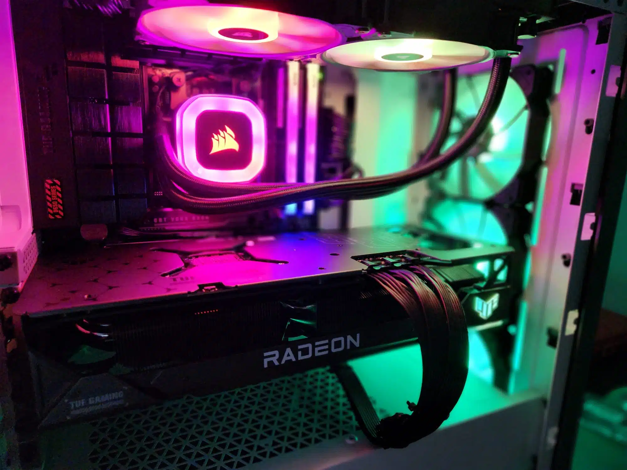מחשב נייח מבוסס PROJECT ZERO -Intel i9 - 14900KF-MSI GeForce RTX™ 4090 VENTUS 3X E 24G OC