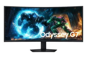 מסך גיימינג Samsung Odyssey G7 S40FG750EU בגודל 39.6 אינץ' עם פאנל VA קעור ורזולוציית UWQHD.